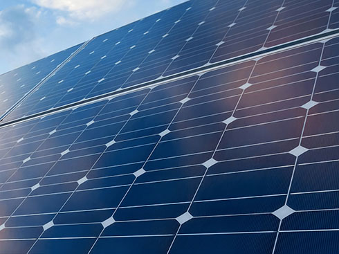 L'Egypte négocie avec une entreprise chinoise pour construire une usine de modules solaires de 1 GW

