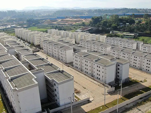 Le Brésil annonce un plan solaire de 2 GW pour des projets de logements abordables