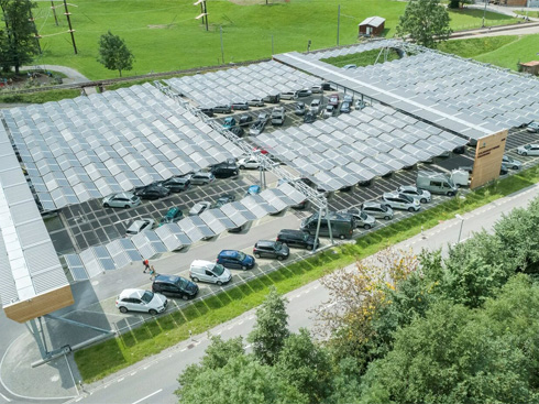 La Suisse adopte une nouvelle loi pour accélérer le développement de l'énergie solaire
